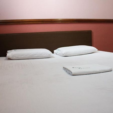 Gv Hotel - Maasin Maasin  Dış mekan fotoğraf