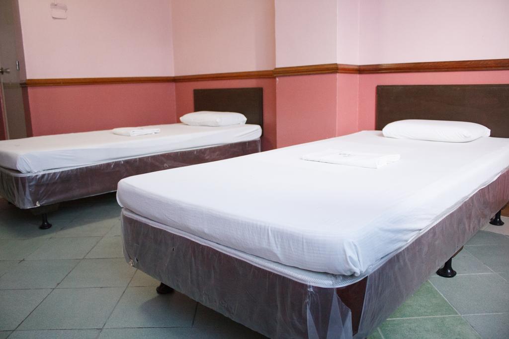 Gv Hotel - Maasin Maasin  Dış mekan fotoğraf