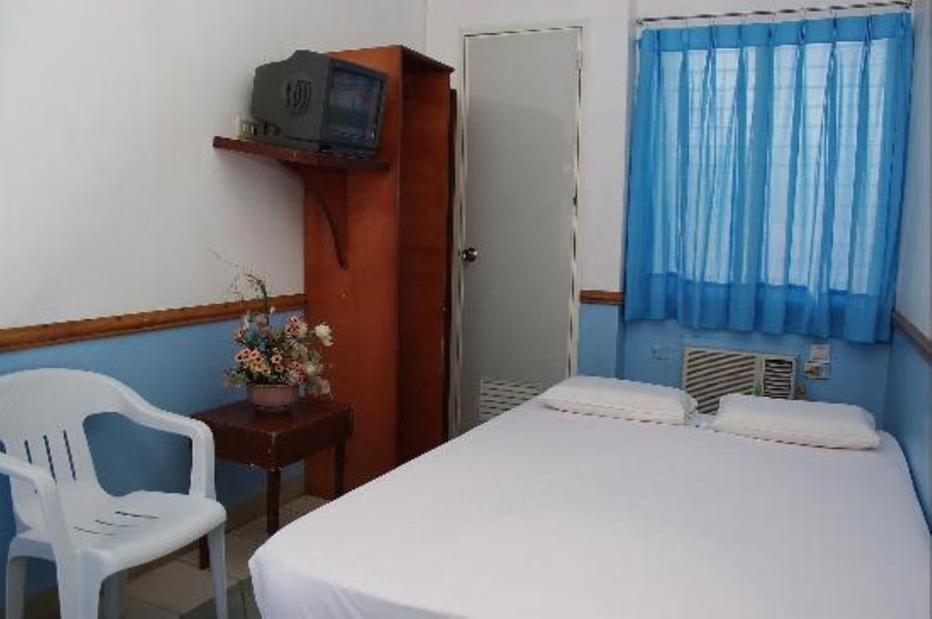 Gv Hotel - Maasin Maasin  Dış mekan fotoğraf