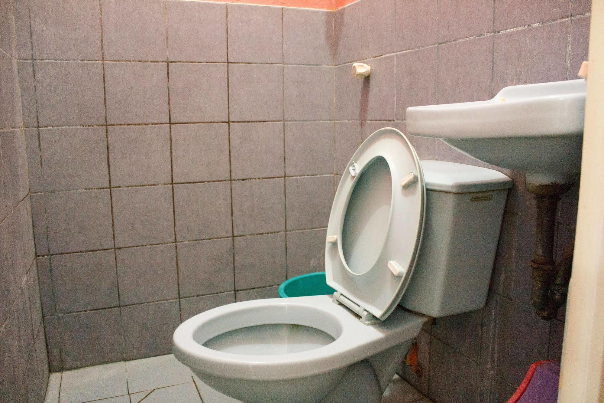 Gv Hotel - Maasin Maasin  Dış mekan fotoğraf